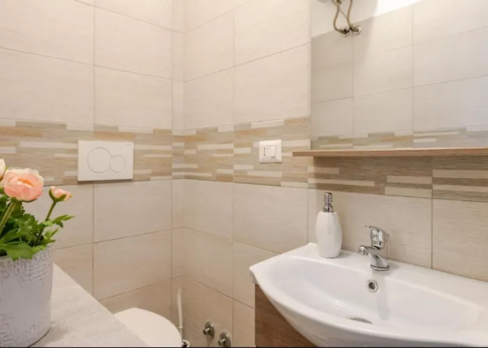 Secret Casa Bovari Metro B1 Conca D'oro *